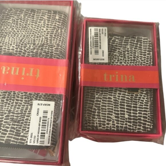 Trina Turk NWT Zip Wallet - Picture 3 of 5